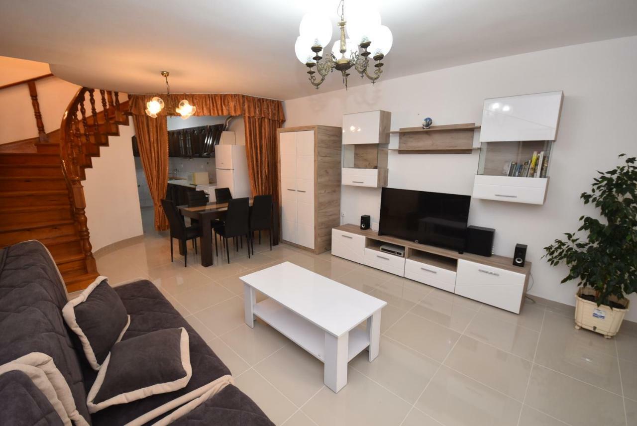 Villa House By The Sea Teodo Esterno foto