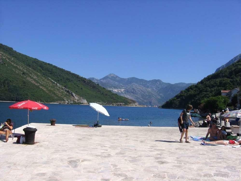 Villa House By The Sea Teodo Esterno foto